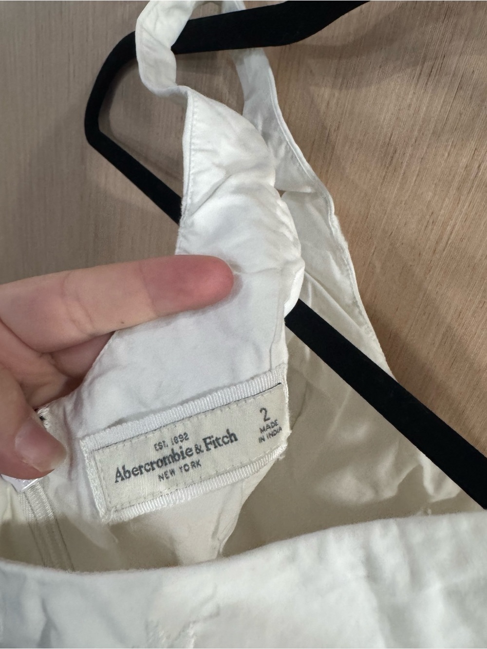Abercrombie & Fitch White Eyelet Mini Fit and Flare Sundress Size 2 - Picture 3 of 3